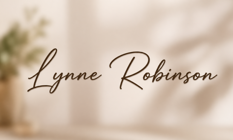 Lynne Robinson